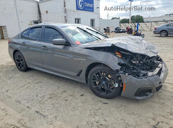 WBA33AG0XNCK81050 2022 BMW 5 SERIES Gray Delantero derecho