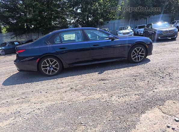 WBA33EH02TCW78982 2026 BMW 7 SERIES Blue Вид наклейки з VIN-кодом