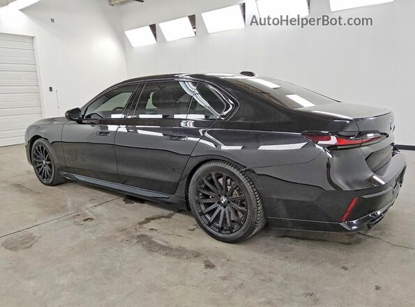 WBA33EJ01PCN17880 2023 BMW 7 SERIES Black Tył lewy