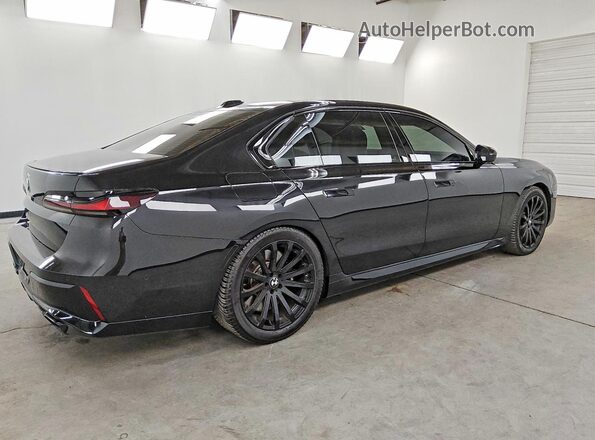 WBA33EJ01PCN17880 2023 BMW 7 SERIES Black Tył prawy