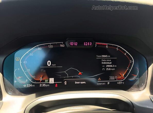 WBA43AT06PCM90525 2023 BMW 4 SERIES Зеленый Вид панели приборов