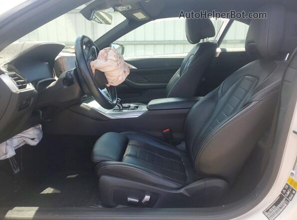 WBA43AT08PCL34745 2023 BMW 4 SERIES White Vista interior delantera