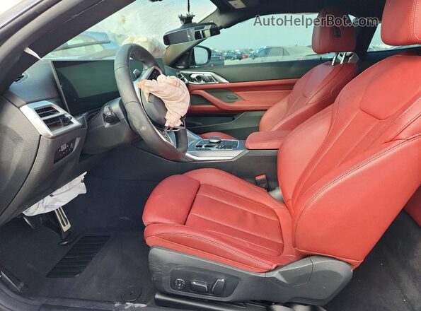 WBA43DA08TCW52198 2026 BMW 4 SERIES Белый Вид салона спереди