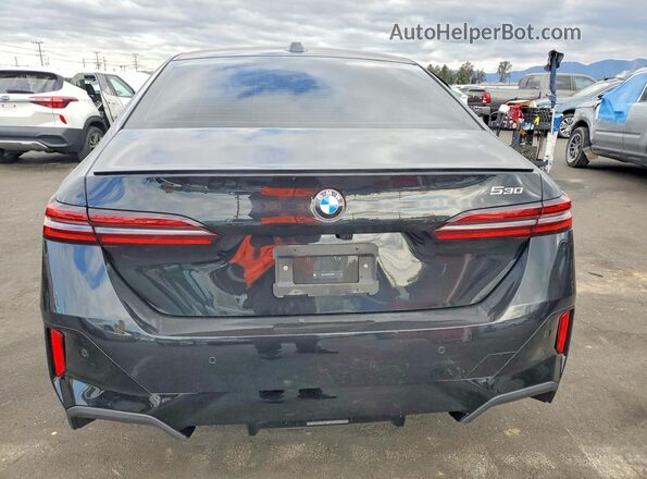 WBA43FJ00SCU24593 2025 BMW 5 SERIES Black Rear view