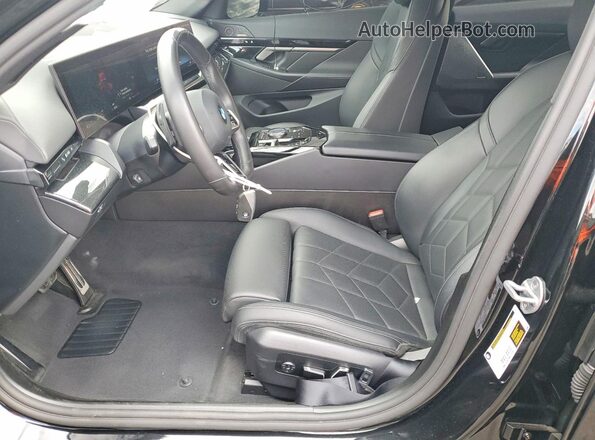 WBA43FJ00SCU24593 2025 BMW 5 SERIES Black Front interior view