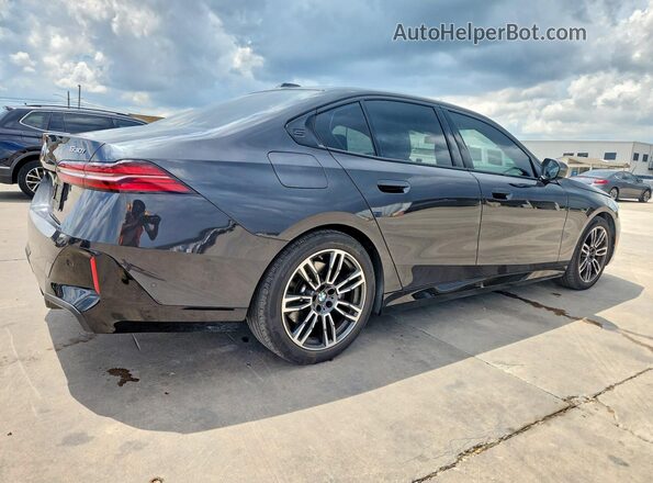 WBA43FJ03SCU14981 2025 BMW 5 SERIES Угольный Задняя правая четверть