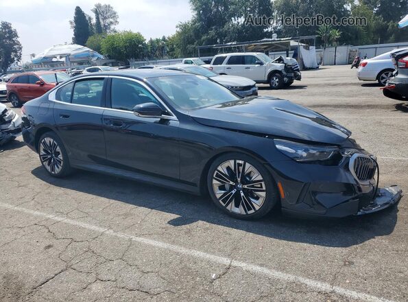 WBA43FJ05SCU25013 2025 BMW 5 SERIES Black Front right