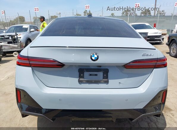 WBA43FJ0XRCP97103 2024 BMW 5 SERIES Gray 