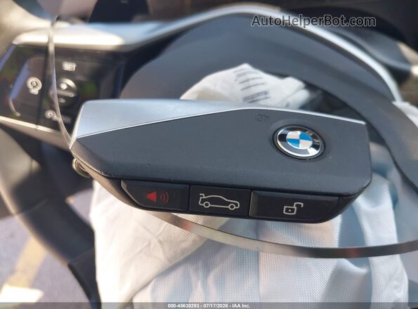 WBA43FJ0XSCT69747 2025 BMW 5 SERIES Black Dashboard view