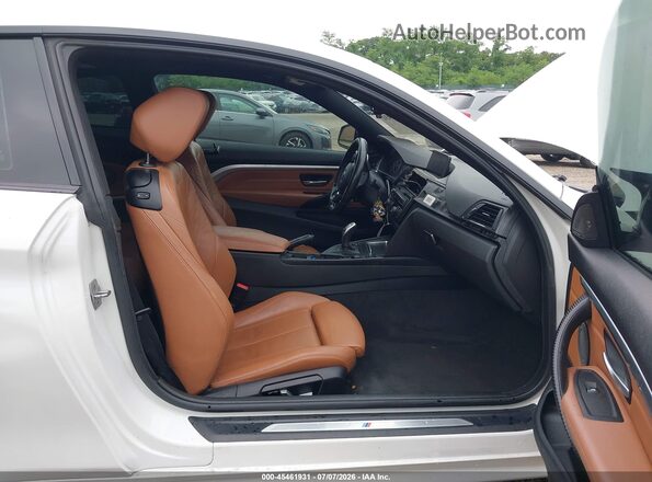 WBA4P3C31HK528695 2017 BMW 4 SERIES White Front interior view