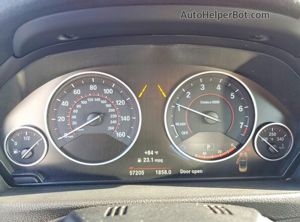 WBA4Z3C52JEC55981 2018 BMW 4 SERIES Red ხელსაწყოთა პანელის ხედი