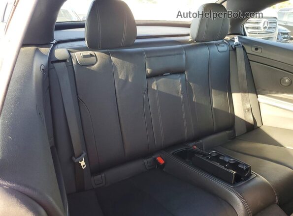 WBA4Z3C52JEC55981 2018 BMW 4 SERIES Red უკანა სავარძლების ხედი