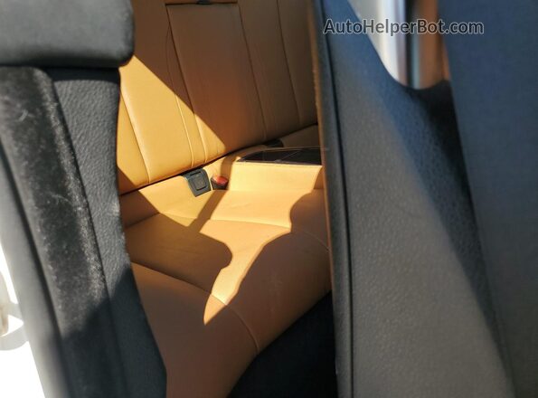 WBA4Z3C56KEC58366 2019 BMW 4 SERIES White Widok tylnych siedzeń
