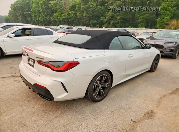 WBA53AT03MCH02364 2021 BMW M4 White Trasero derecho