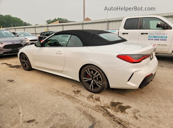 WBA53AT03MCH02364 2021 BMW M4 White Trasero izquierdo
