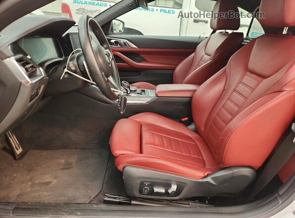 WBA53AT03MCH02364 2021 BMW M4 White Vista interior delantera