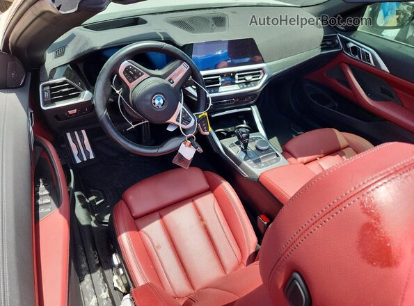 WBA53AT03PCM84587 2023 BMW M4 Белый Вид панели приборов