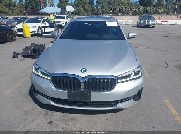 WBA53BH00MWX26146 2021 BMW 5 SERIES Silver Vista interior trasera