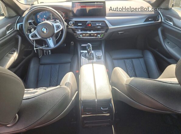 WBA53BH04NWX41749 2022 BMW 5 SERIES Black Widok deski rozdzielczej