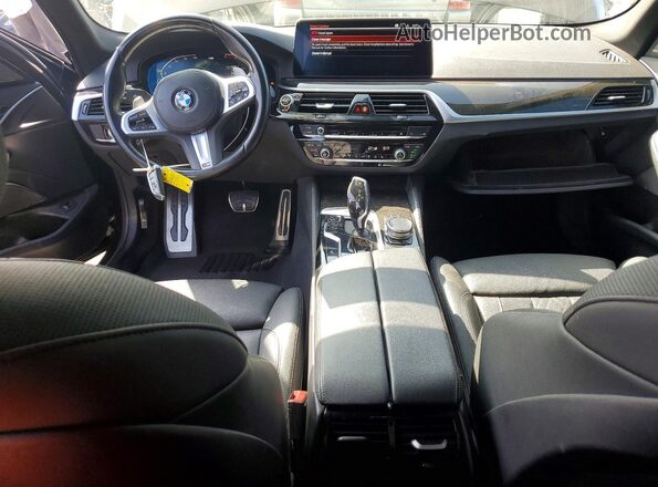 WBA53BH04PWX99038 2023 BMW 5 SERIES Черный Вид панели приборов