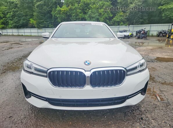 WBA53BH06NCL01985 2022 BMW 5 SERIES White Widok z przodu