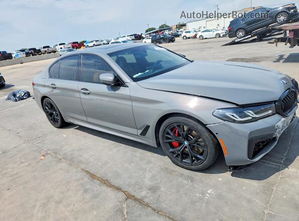 WBA53BJ00NWX58557 2022 BMW 5 SERIES Серый Передняя правая четверть