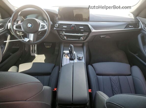 WBA53BJ04PWY03101 2023 BMW 5 SERIES Black Widok deski rozdzielczej