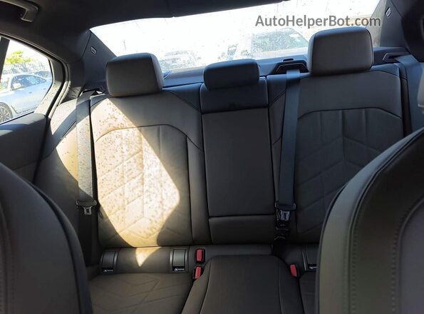 WBA53FJ01TCW71868 2026 BMW 5 SERIES White Вид задньої частини салону