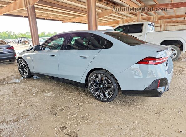 WBA53FJ04TCV68931 2026 BMW 5 SERIES Gray Rear left