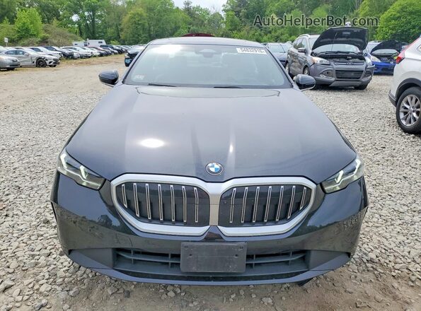 WBA53FJ05RCP81282 2024 BMW 5 SERIES Black Вид спереду