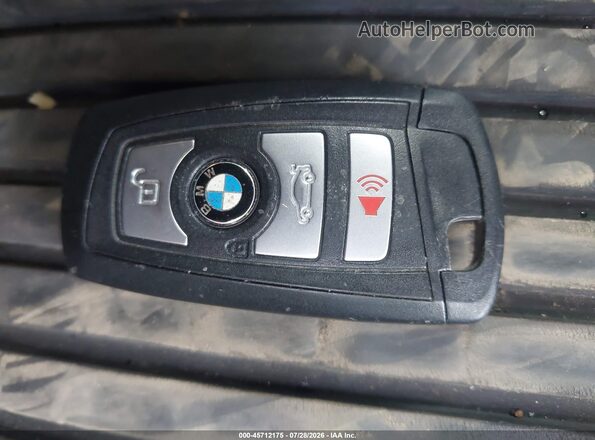 WBA5A5C55GD526907 2016 BMW 5 SERIES Белый Вид панели приборов