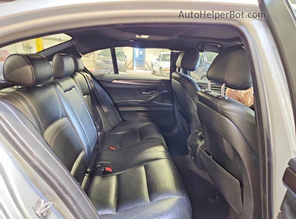 WBA5A5C55GG350830 2016 BMW 5 SERIES Silver Rear seats view
