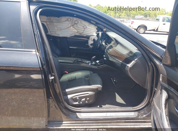 WBA5B1C54GG130505 2016 BMW 5 SERIES Black Front interior view