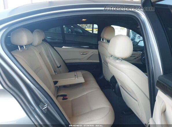 WBA5B1C58GG133584 2016 BMW 5 SERIES Gray Vista de la etiqueta del VIN