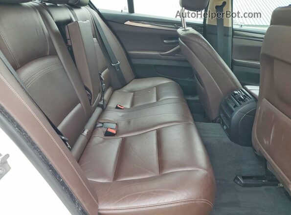 WBA5B3C52GG254736 2016 BMW 5 SERIES White Հետևի նստատեղերի տեսք