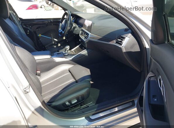 WBA5R1C51KFH04345 2019 BMW 3 SERIES Silver Widok wnętrza z przodu