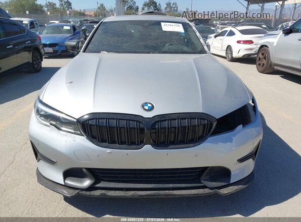 WBA5R1C51KFH04345 2019 BMW 3 SERIES Silver Widok wnętrza z tyłu