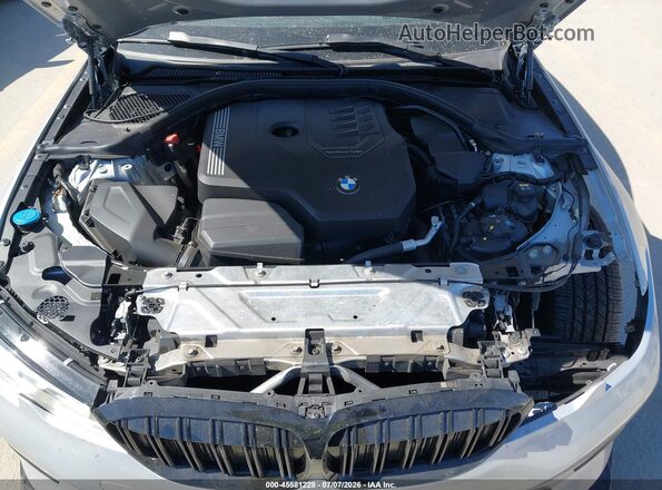 WBA5R1C51KFH04345 2019 BMW 3 SERIES Silver Widok z tyłu