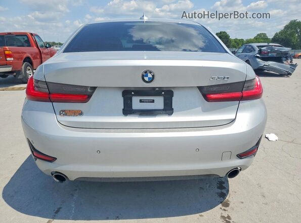WBA5R1C56KAK11934 2019 BMW 3 SERIES Silver Rear view