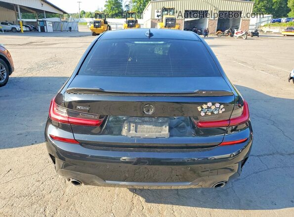 WBA5R7C52KAJ85786 2019 BMW 3 SERIES Black Rear view