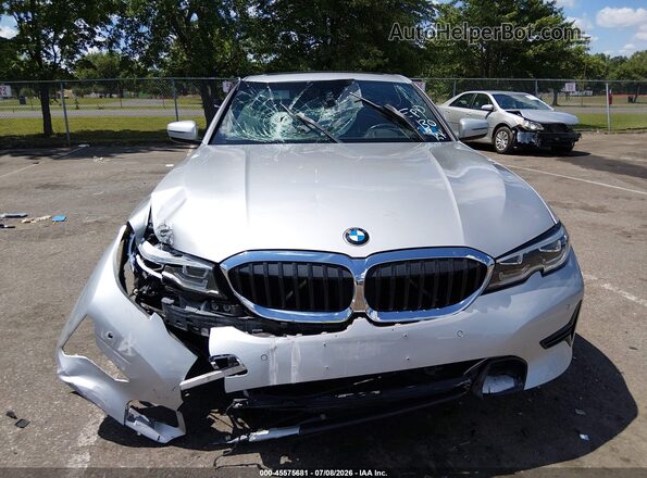 WBA5R7C53KFH28861 2019 BMW 3 SERIES Silver Widok zestawu wskaźników