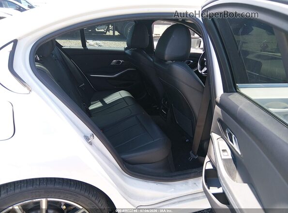 WBA5R7C57KAJ84875 2019 BMW 3 SERIES White Widok naklejki z numerem VIN