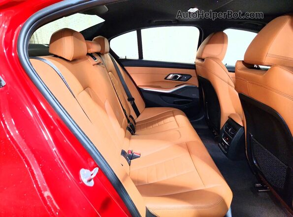 WBA5R7C59KFH18027 2019 BMW 3 SERIES Red Հետևի նստատեղերի տեսք