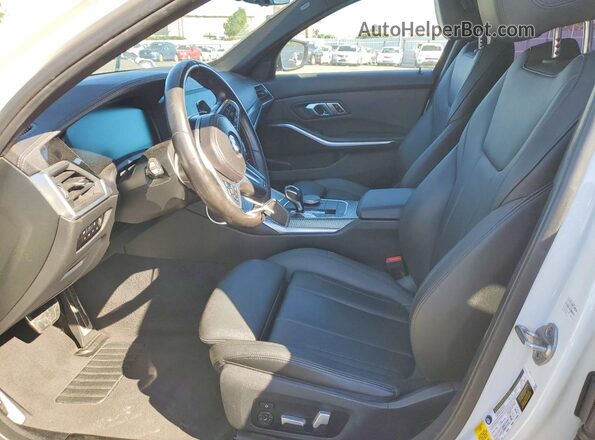 WBA5U7C02MFL29085 2021 BMW M3 White წინა სალონის ხედი