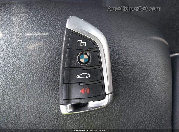 WBA5U9C02LA380268 2020 BMW M3 Синий Вид панели приборов