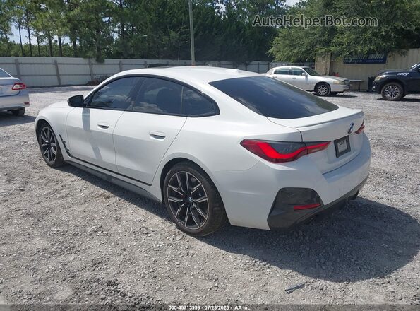 WBA63AV00NFM18091 2022 BMW 4 SERIES White Rear left