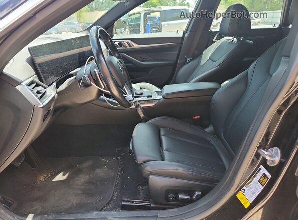 WBA63AV02RFP77707 2024 BMW 4 SERIES Black Вид салону спереду