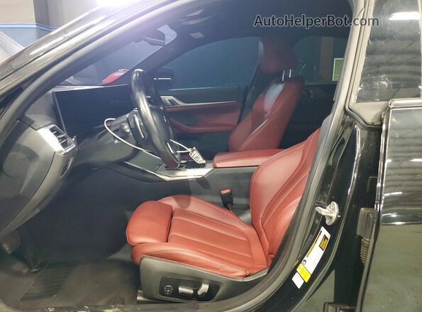 WBA63AV02RFP81577 2024 BMW 4 SERIES Black Front interior view