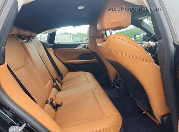WBA63AV05NFM10813 2022 BMW 4 SERIES Black Հետևի նստատեղերի տեսք