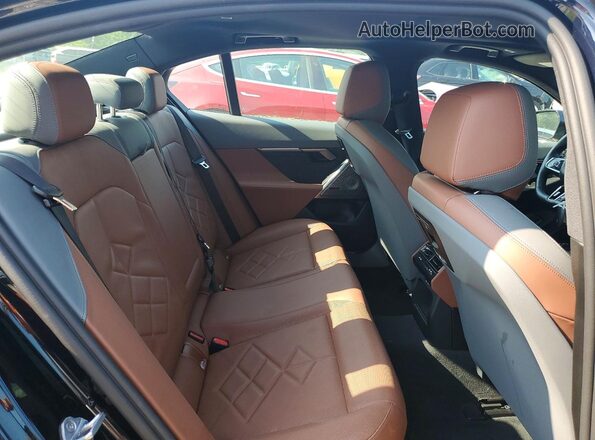 WBA63FJ00SCT50133 2025 BMW 5 SERIES Черный Вид задних сидений